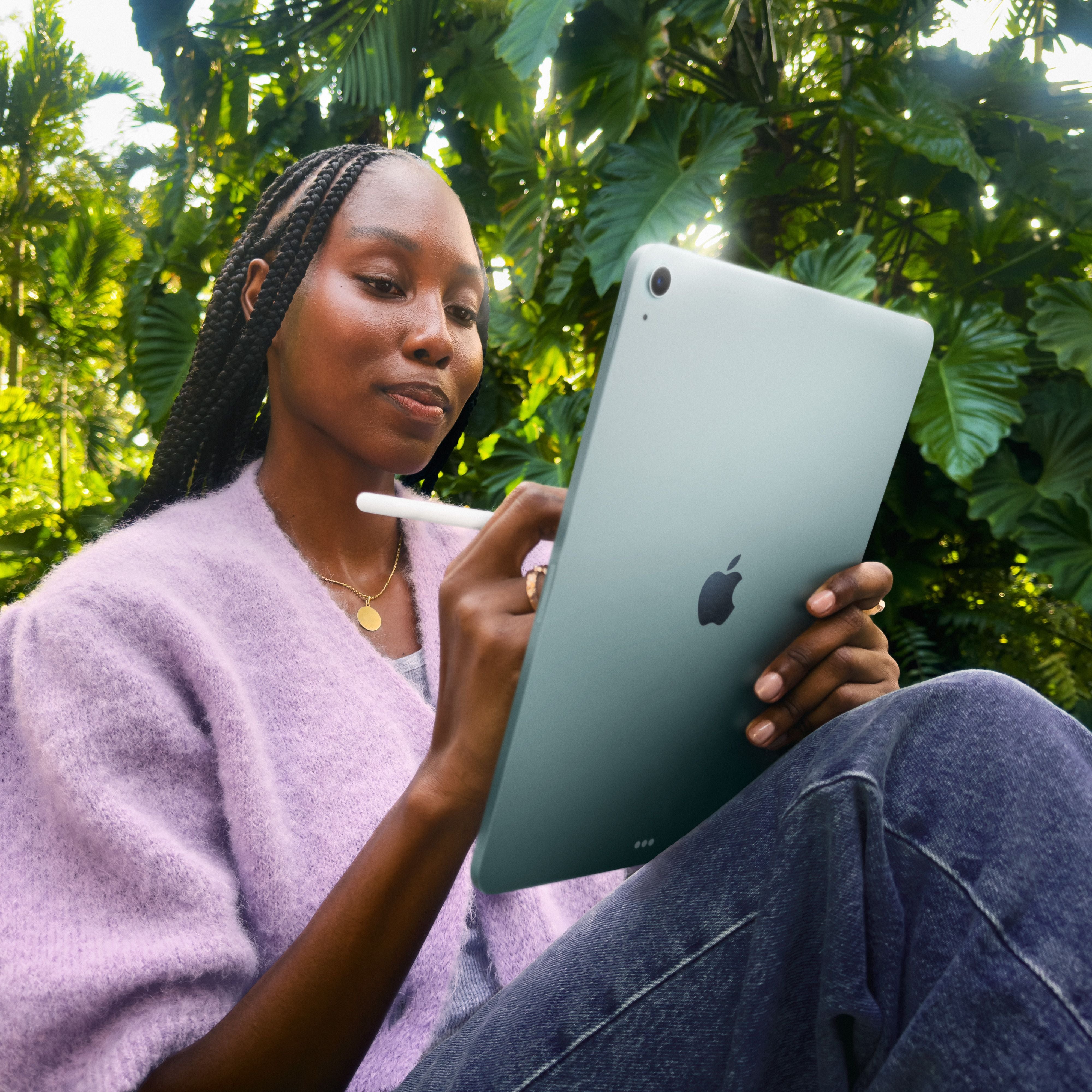 Buy 11-inch iPad Air Wi-Fi 256GB - Blue (M4) | iStyle Oman