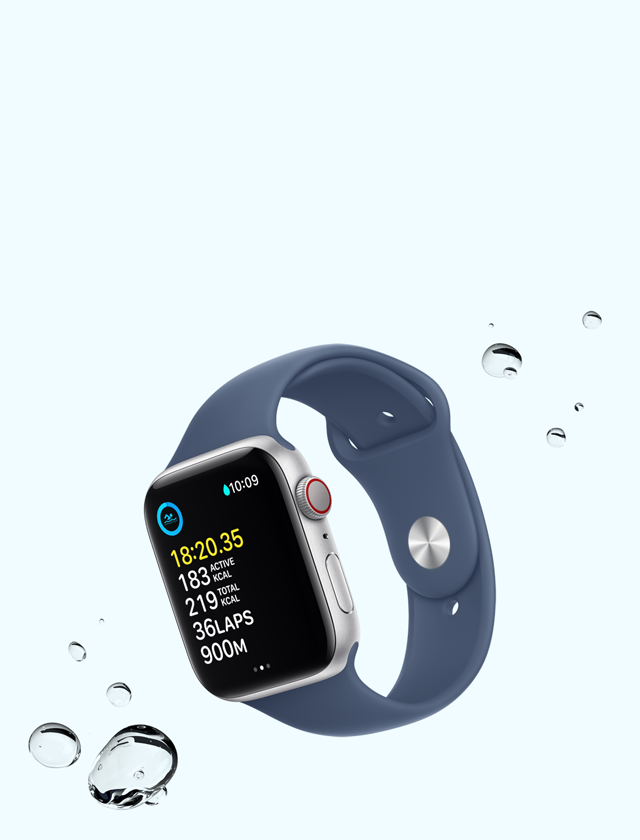 شاشة تمرين السباحة على Apple Watch SE، بجوار قطرات الماء
